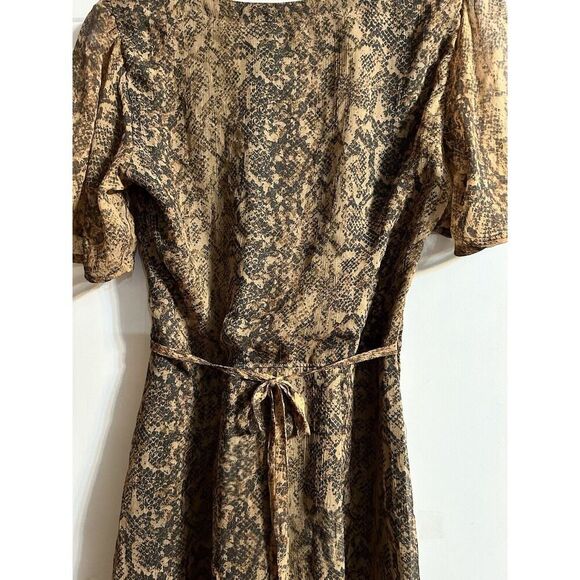 Abercrombie & Fitch Dress Women’s XS Brown Snakeskin Print Buttons Tie in Back - Picture 12 of 14